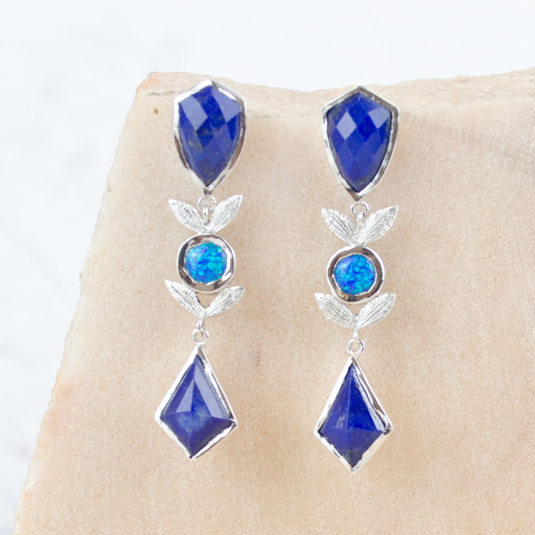 Leaf Inspire Tanzanite Dangle & store Droop Earring