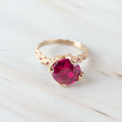 Princess Nature Ruby Red Gold Ring
