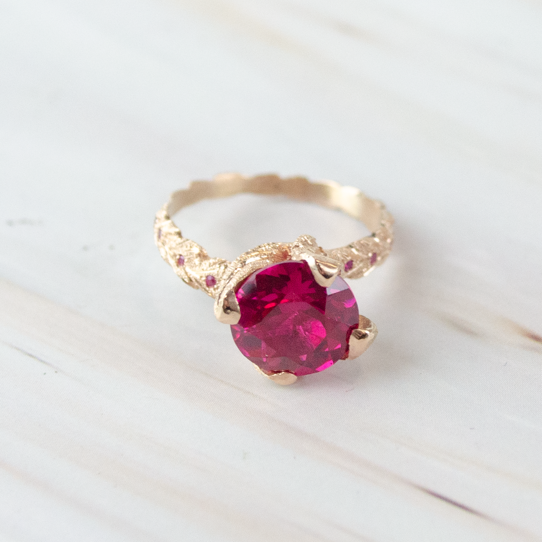 Anillo Princesa Naturaleza de Oro Lab-Grown Rubí Rojo 