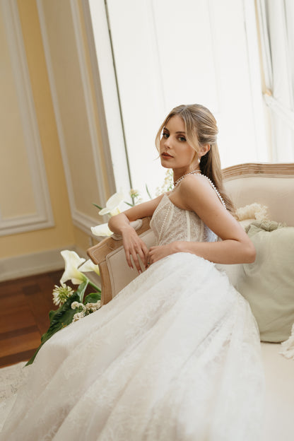 Brincos de Pérolas Pearls Dangling com Diamantes Brancos em Ouro Branco 18k