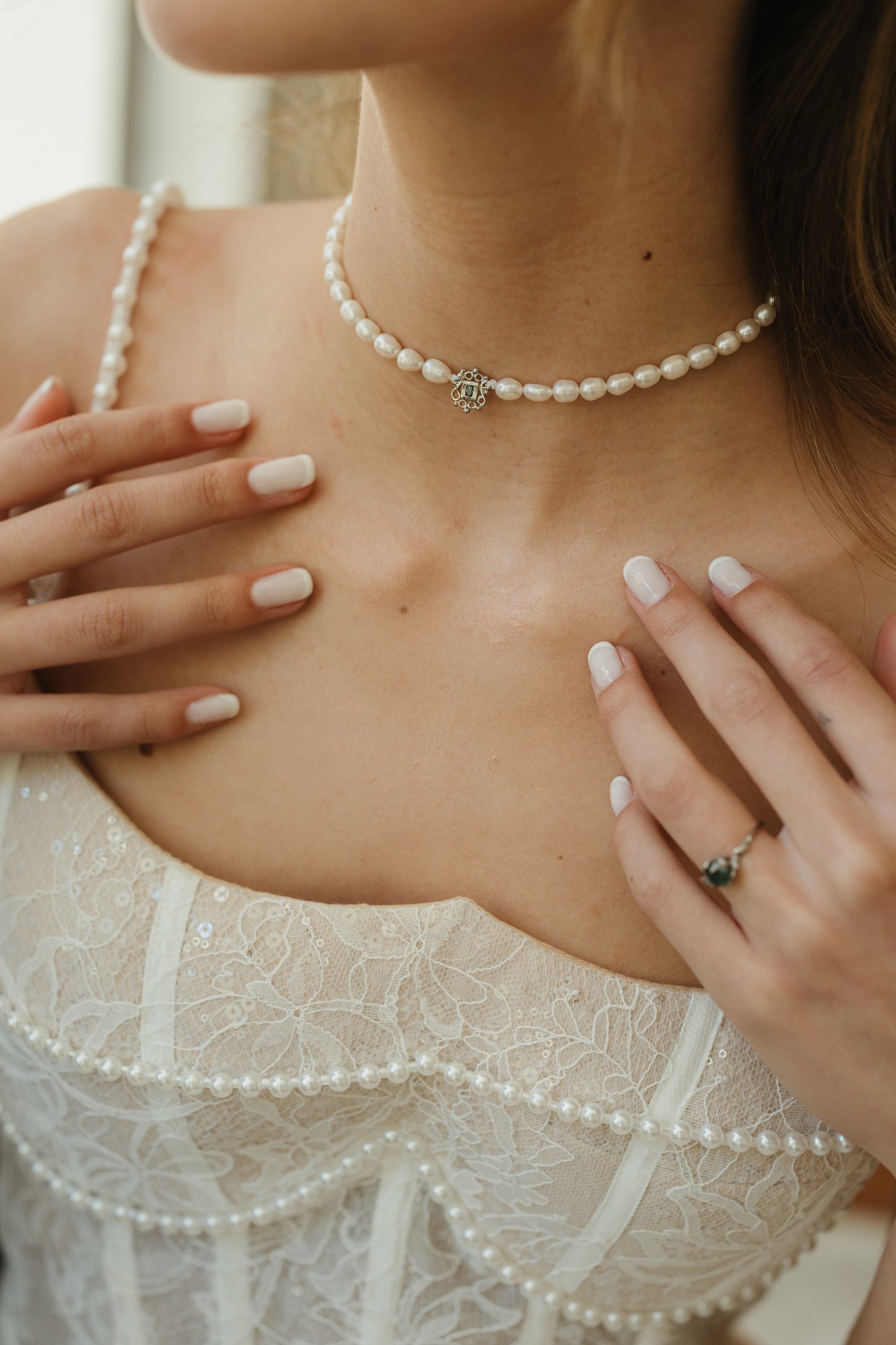 Anel Evergreen Dream com Diamante Verde em Ouro Branco 18k