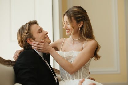 Brincos de Pérolas Pearls Dangling com Diamantes Brancos em Ouro Branco 18k