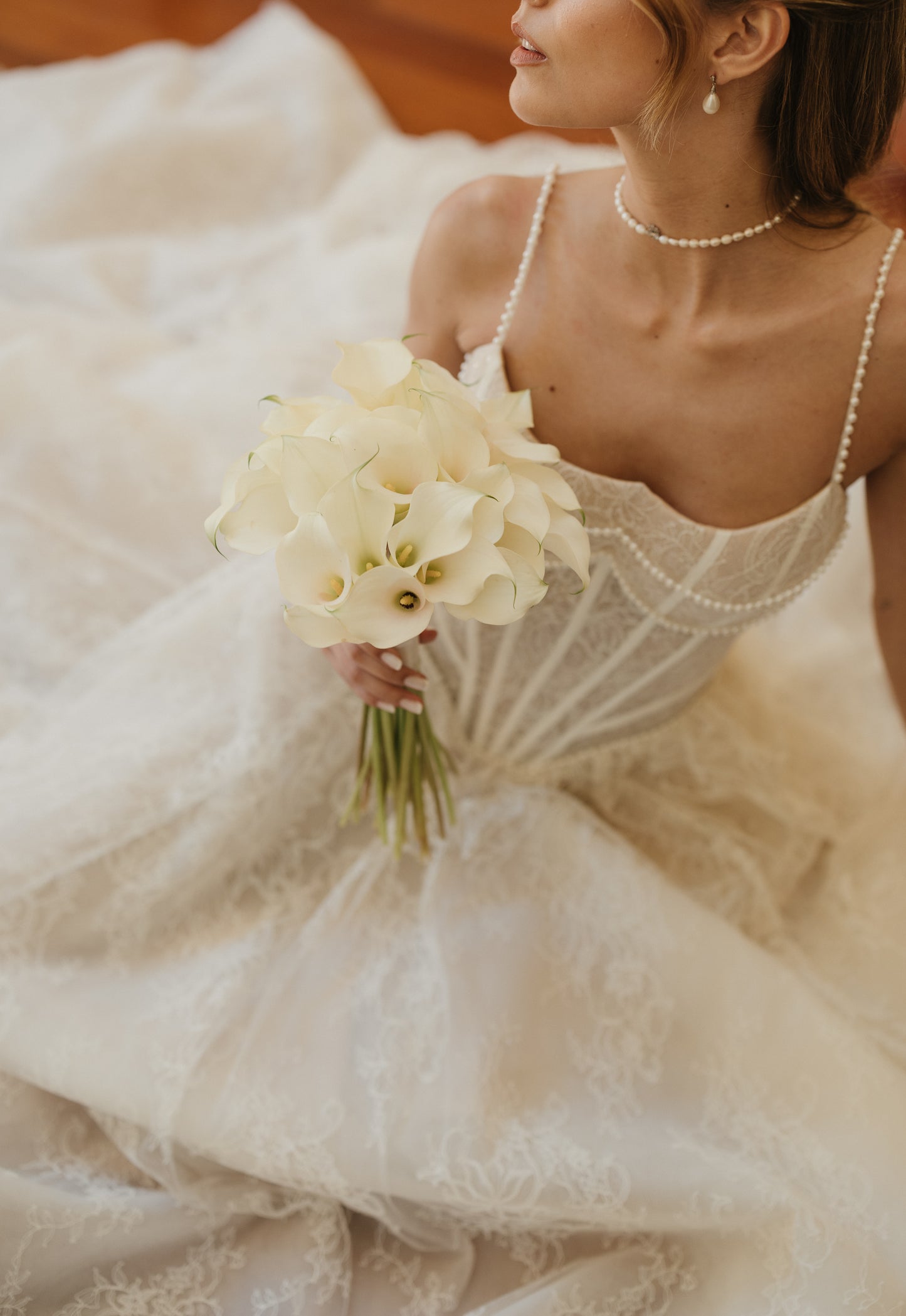 Brincos de Pérolas Pearls Dangling com Diamantes Brancos em Ouro Branco 18k