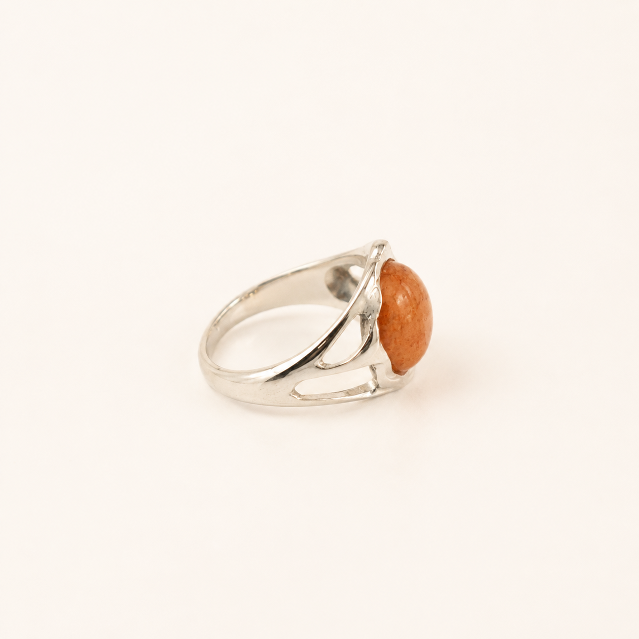 Ivy Ridge Sunstone Silver Ring