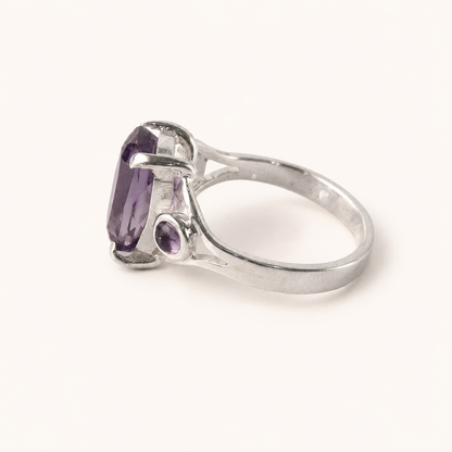 Violet Reverie Amethyst Silver Ring