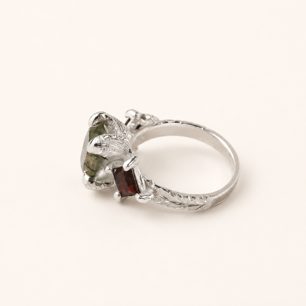 Princess Nature Moss Agate and Garnets Silver Ring