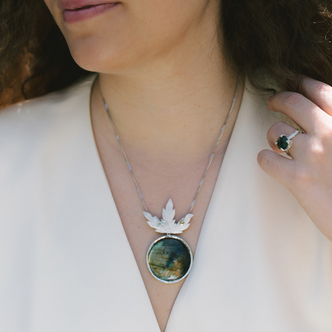 Inner Flower Necklace