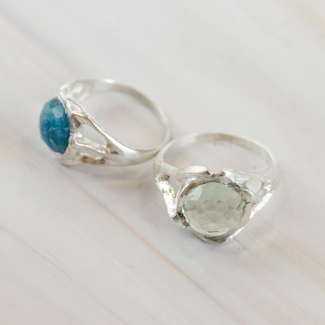 Anillo Ivy Ridge de Amatista Verde 
