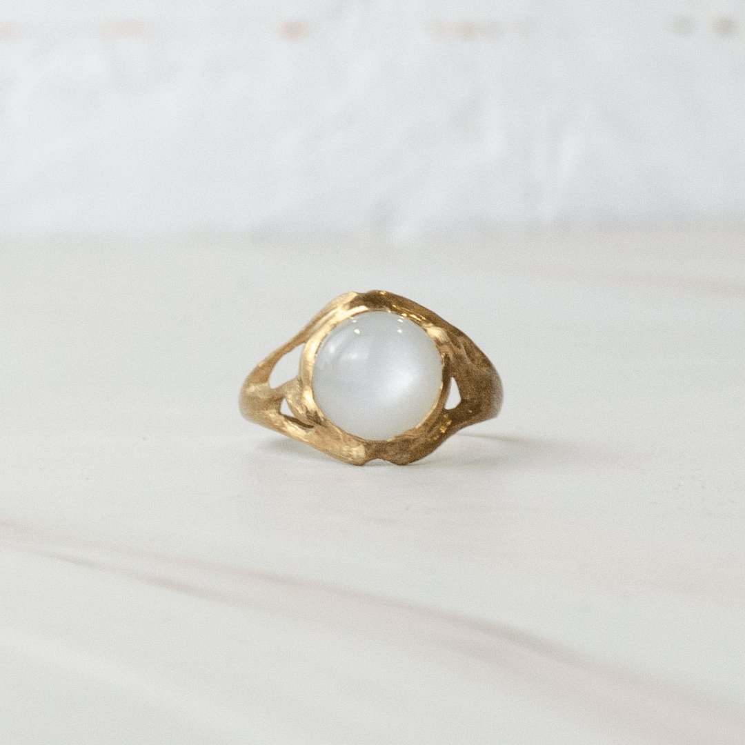 White Moonstone Ivy Ridge Silver Ring