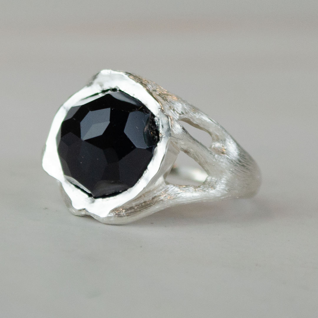 Anillo Ivy Ridge de Amatista Verde 