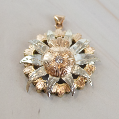 Flower Layer Gold Necklace