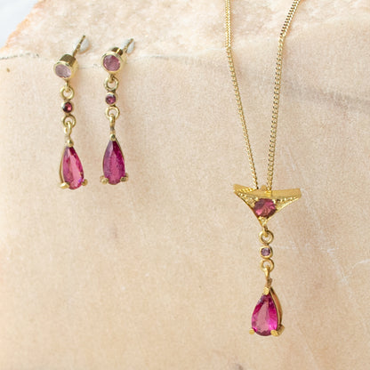 Pinky Jewelry Set | Earrings and Necklace