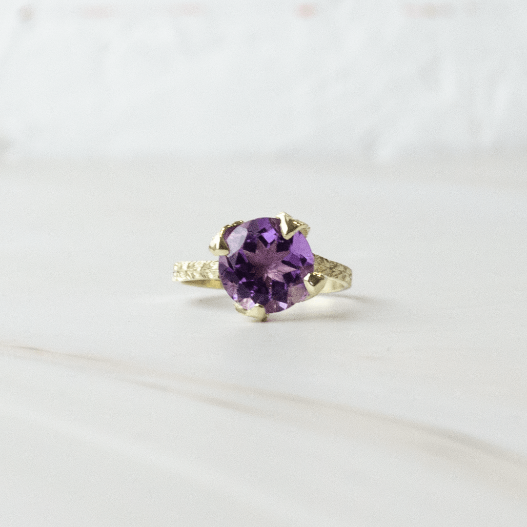 Anillo Princesa Naturaleza Amatista Oro Verde