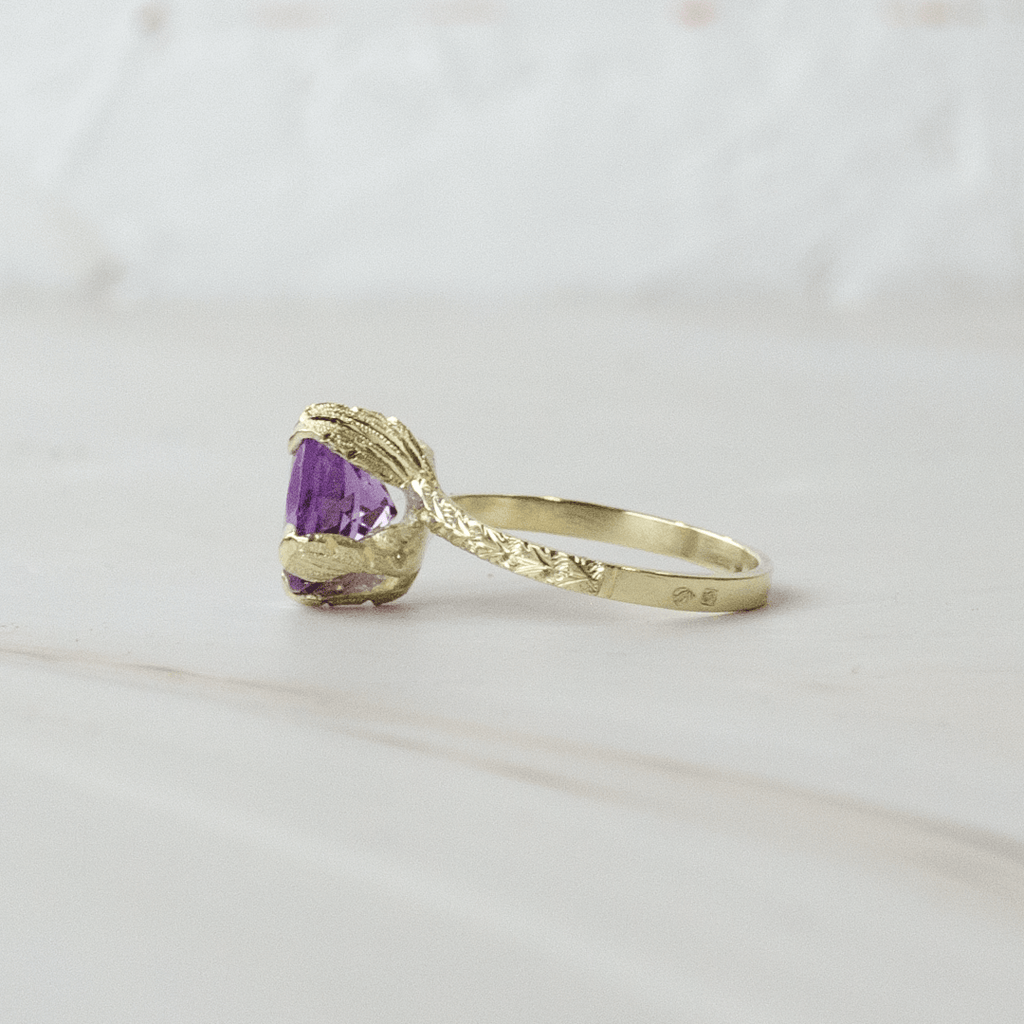 Anillo Princesa Naturaleza Amatista Oro Verde