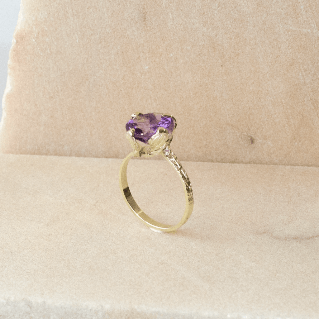 Anillo Princesa Naturaleza Amatista Oro Verde