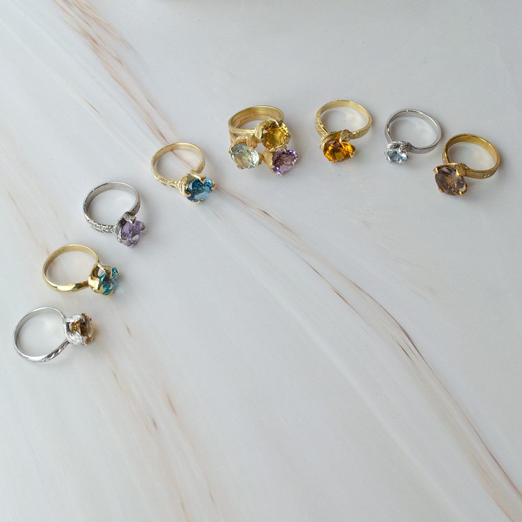 Anillo de Oro Amarillo con Topacio Azul Princess Nature 