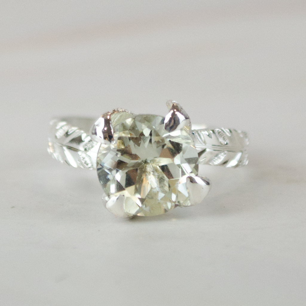 Anillo Princesa Naturaleza Amatista Verde