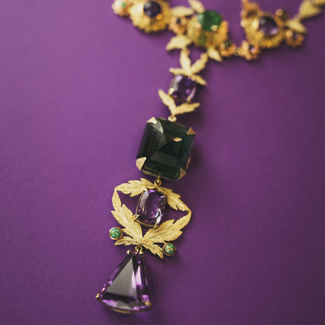 Collar Flor Real de Oro