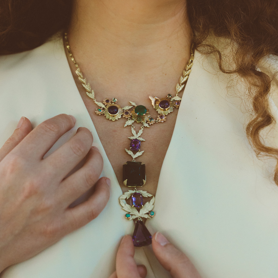 Collar Flor Real de Oro