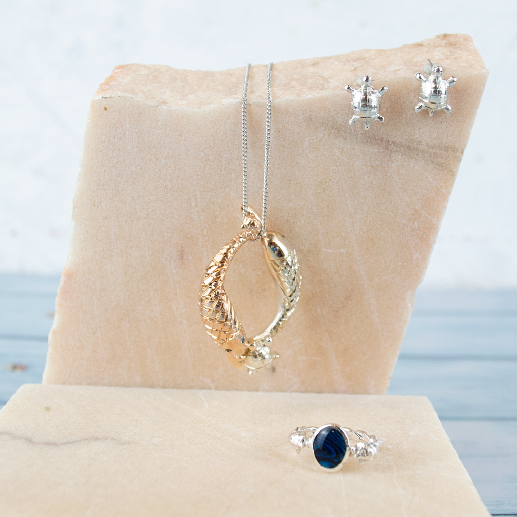 Sea Life fish Turtles Necklace Earrings